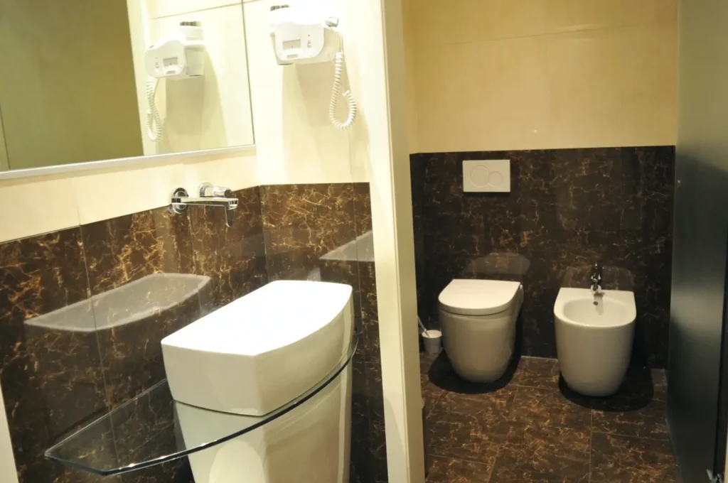 bagno hotel cles